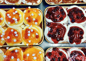 Η Χωριάτικη Ζυμη Α.Ε. λανσάρει τα νέα Καλοκαιρινά Cinnamon Rolls