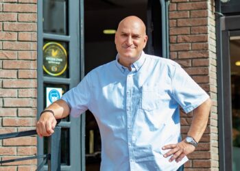 Συνέντευξη Παναγιώτη Σαχινίδη στην εφημερίδα Voice: «Tο ψωμί στον φούρνο της γειτονιάς παραμένει ποιοτικό και προσιτό»