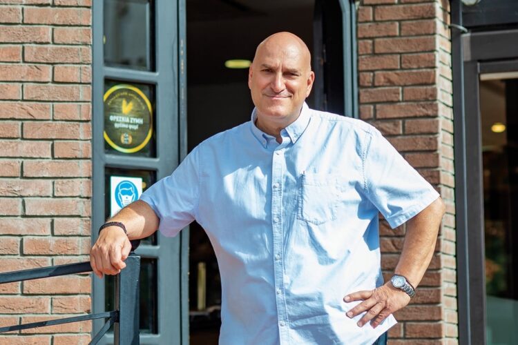 Συνέντευξη Παναγιώτη Σαχινίδη στην εφημερίδα Voice: «Tο ψωμί στον φούρνο της γειτονιάς παραμένει ποιοτικό και προσιτό»